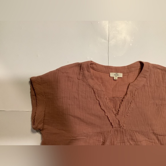 Intro Women's Coral Cotton Blouse V-Neck Top - Picture 3 of 6